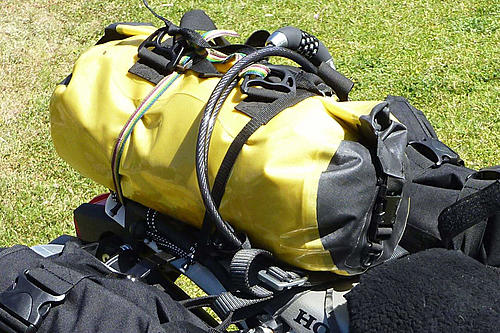 Dry duffel bag instead of top case-crgr-water.jpg