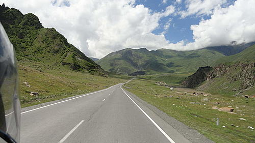 Georgian Military Highway-dsc04167.jpg