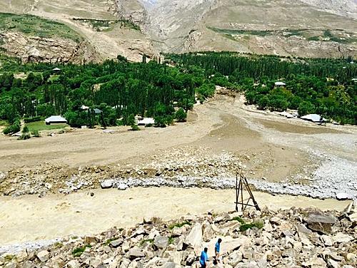 Pamir Highway Landslide - July 2015-image-2-.jpg