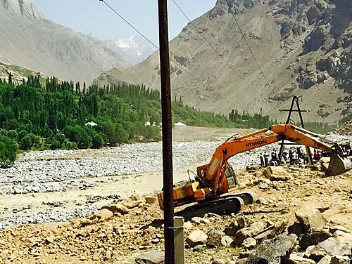 Pamir Highway Landslide - July 2015-image-4-.jpg