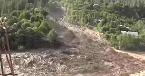 Pamir Highway Landslide - July 2015-image.jpg