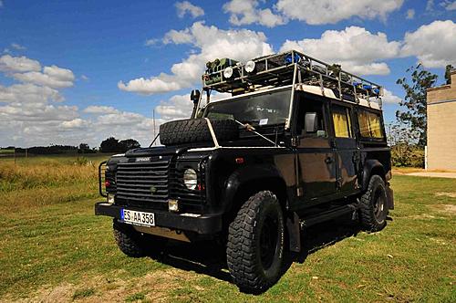 Selling Defender, 4x4 campervan, South America-detail_leftfront.jpg