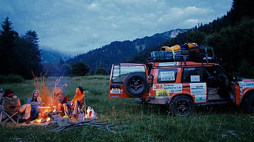 Land Rover Discovery Overland-camp-2.jpg