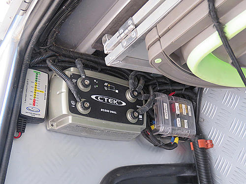 For Sale: 2008 LandCruiser 70 w/ Alu-Cab. Expedition Ready!-4_0137_sm.jpg