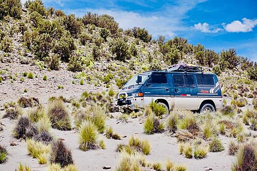 Selling 4 x 4 camper with Canadian Plaque PERU ECUADOR COLOMBIA-799c3886-c64e-4fc1-b842-cccca99dc07f.jpg