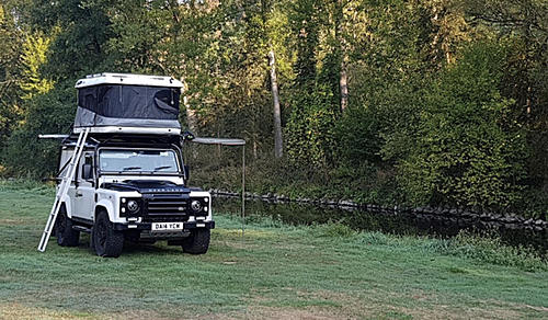 England: James Baroud Hardshell Rooftop Tent For Sale-1a521c42-2f9b-4e87-b9ba-b833dc07b957.jpg