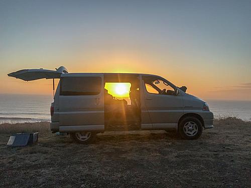 Toyota Hiace stealth camper van, USA or Canada-7bec97f0-18f0-4e9c-aa0a-3f99cc951a1c.jpg