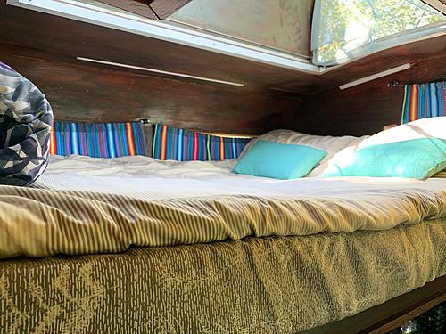 Click image for larger version

Name:	bed.jpg
Views:	171
Size:	129.4 KB
ID:	23657