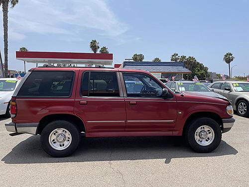 Ford Explorer Camper to sell in Costa Rica-45440aeb-acf3-4c9e-9b97-7c5558e1dbc9.jpg