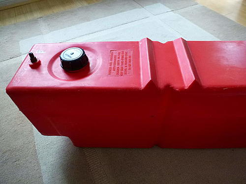 For Sale - Long range Poly Fuel Tank 55Lt (Diesel or petrol)-p1000080.jpg