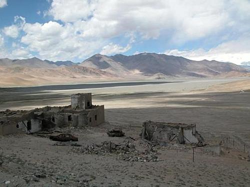 Photos of 'misty' mountains - removing the mist?-china00.jpg