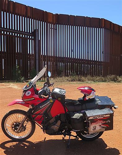 SMART MONEY - WOODY'S WHEEL WORKS, Denver, USA-border-wall-mexico-april-2023