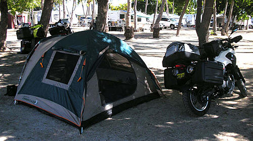 Click image for larger version

Name:	Cheap tent at Karumba 1.jpg
Views:	49
Size:	71.3 KB
ID:	15460