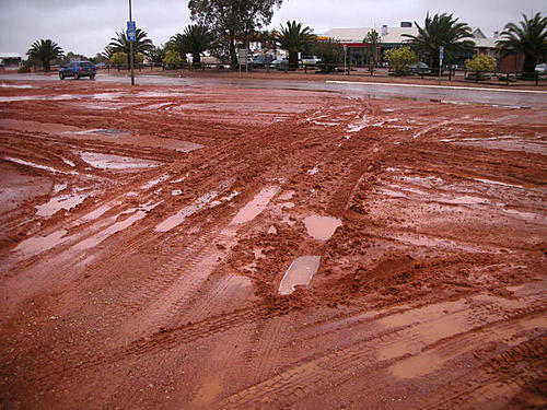 Five weeks from May 1st 2015-coober-pedy-rain.jpg