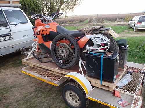Africa.......and not planned too well!-packing-the-bike-6.jpg