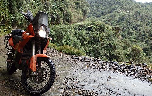 Africa.......and not planned too well!-death-road-18.jpg