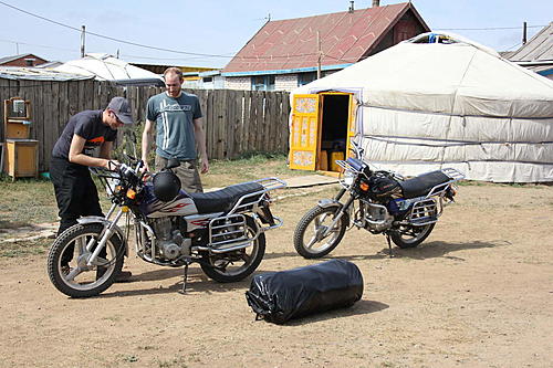 Motorcycle trip around central Mongolia - 1200km offroad on rented 150cc Chinese bike-img_3080.jpg