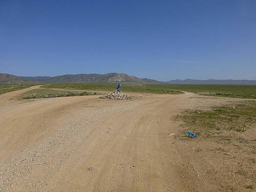 Motorcycle trip around central Mongolia - 1200km offroad on rented 150cc Chinese bike-p1010071.jpg