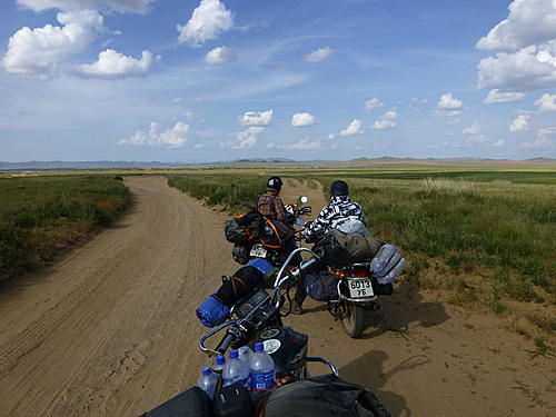 Motorcycle trip around central Mongolia - 1200km offroad on rented 150cc Chinese bike-p1010085.jpg