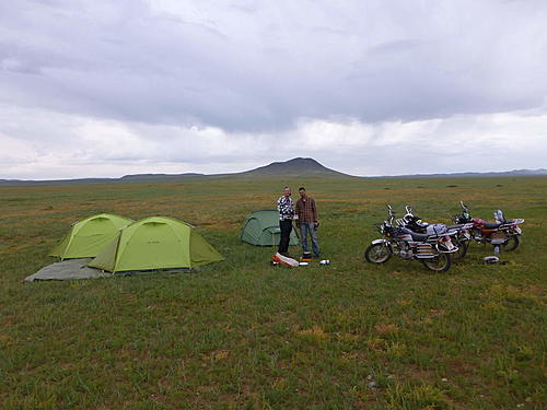 Motorcycle trip around central Mongolia - 1200km offroad on rented 150cc Chinese bike-p1010114.jpg