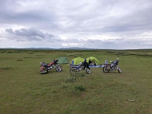 Motorcycle trip around central Mongolia - 1200km offroad on rented 150cc Chinese bike-7.jpg