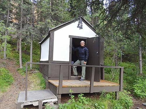 Finding Freedom...World Wide Ride-sara-riverside-hobbit-hut.jpg