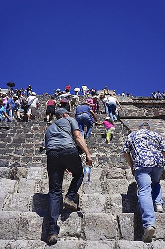 Finding Freedom...World Wide Ride-pyramids-at-teotihuacan-8.jpg