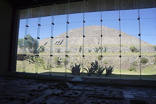 Finding Freedom...World Wide Ride-pyramids-at-teotihuacan-museum.jpg