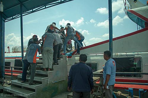 Ferry Service from Indonesia to Malaysia-img_2832.jpg