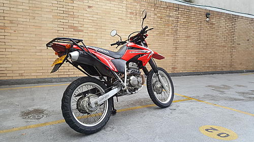 selling a small motorcycle in a zona franca in Chile??-1..jpg