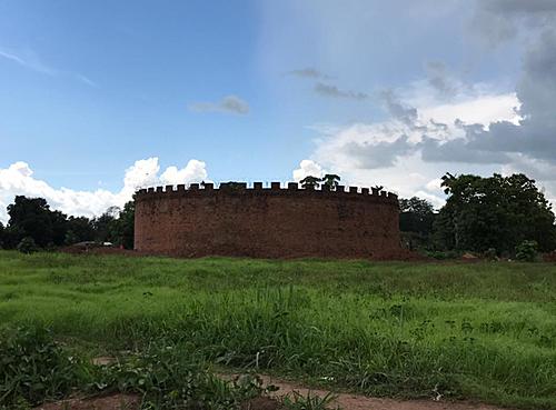 Central African Republic - Overland-bossangoa-3.jpg