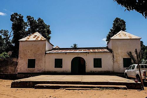 Central African Republic - Overland-ndele-1.jpg