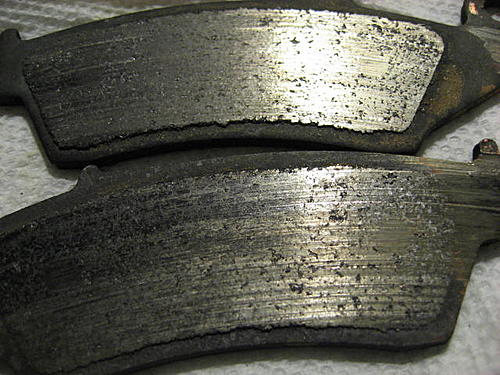 Check out these brake pads-img_1295.jpg