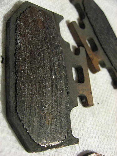 Check out these brake pads-img_1296.jpg