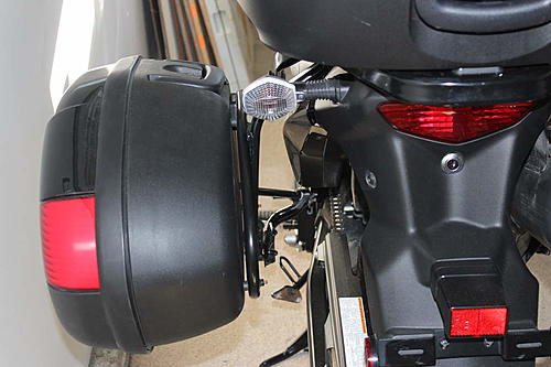 Storage for 650 V-Strom-039.jpg