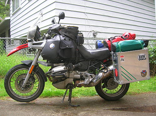 DIY alu panniers-loaded-for-camping-2-.jpg