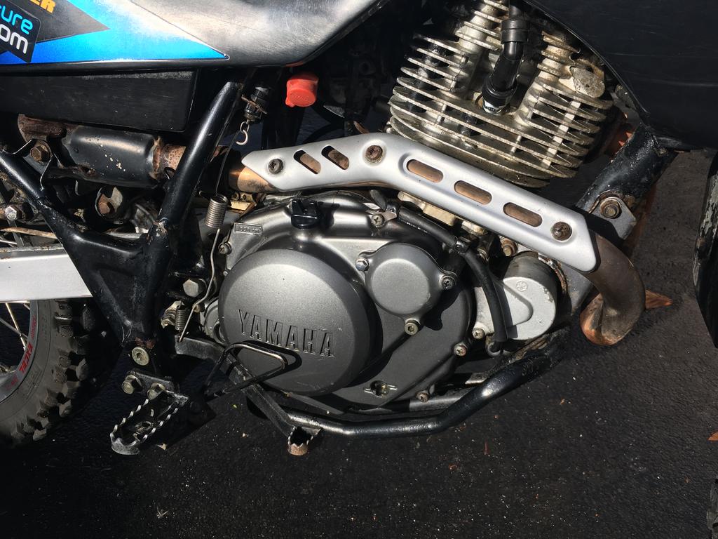 xt225 engine