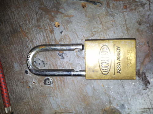Locking bike and valuables-20130902_173336.jpg