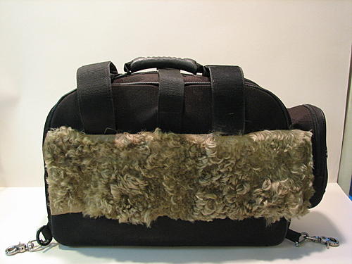 Side or saddle bags scratching-givi_t421_pannier_sheepskin_126.jpg