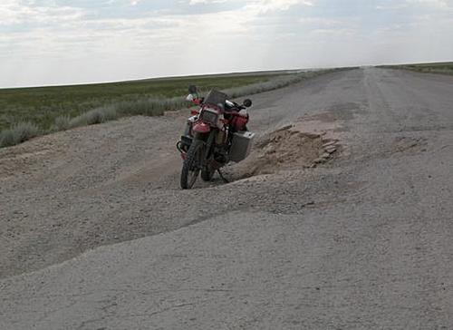 Bike on train Moskou - Tashkent-kazr2.jpg