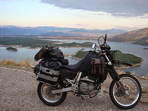 Dr650.. XChallenge..  What else?-dr650-albanija-2013-001.jpg