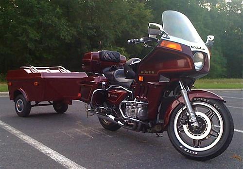 Pulling Trailer with 82 Gold Wing GL1100 in South America-babyjanegoldwing.jpg