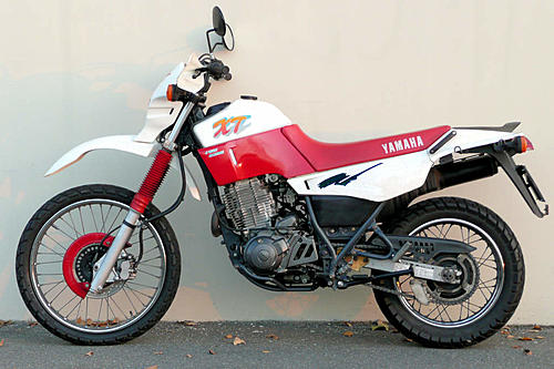 1992 xt600e-side-cover-needed.jpg