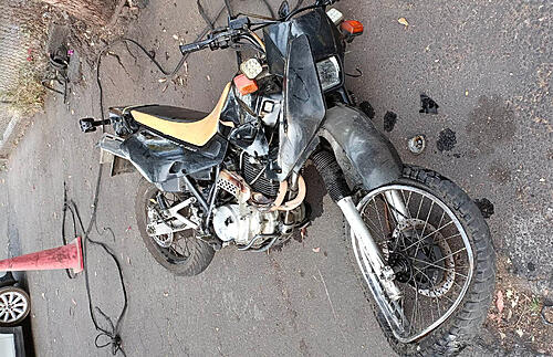 Looking for an early 2000s XT600E Clutch Cover-x-game-over-horizontal.jpg