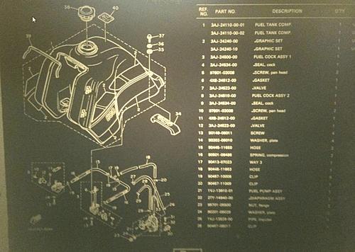 XT600Z Tenere 88-90 Parts Manual-screenhunter_01-oct.-15-12.41.jpg