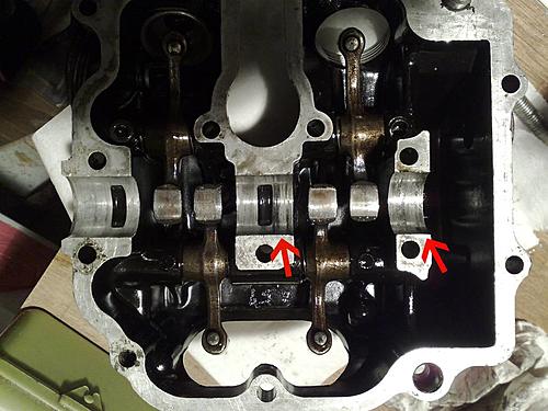 xt600 cylinder head & cam worn-landscape.jpg