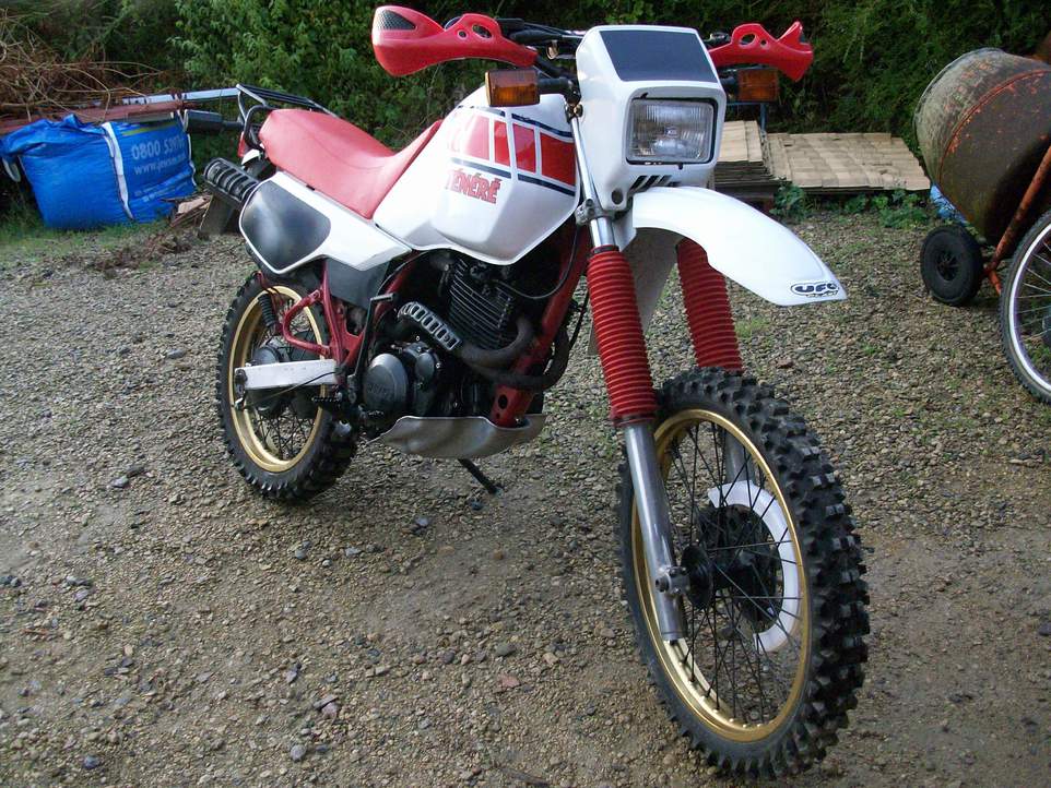 1985 XT600 Headlight, other options - Horizons Unlimited The HUBB