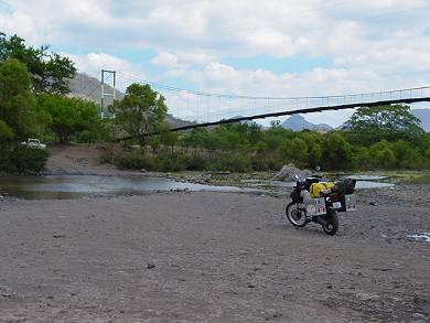 The mini Golden Gate bridge in Nicaragua.