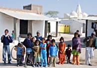  Friendly, inquisitive people who greet us with a smile instead of the usual "pen – chocolate – rupee" we get in the tourist centers.