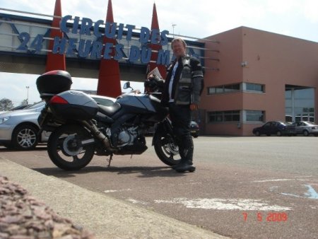 24 hour circuit museum.